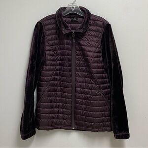 32 DEGREE HEAT Dark Plum Quilted Jacket with Faux Fur Sleeves size large.